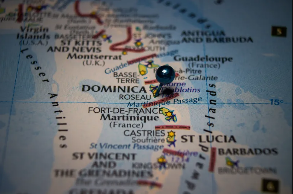 کشور دومینیکا روی نقشه در کجا قرار دارد؟
